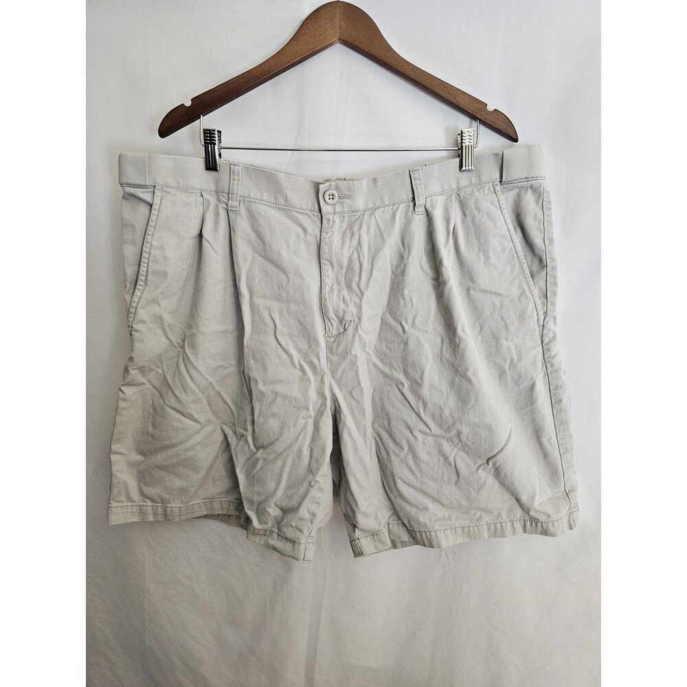 Croft & Barrow Men’s Shorts Size 40 Khaki Pleated Front 100% Cotton Casual